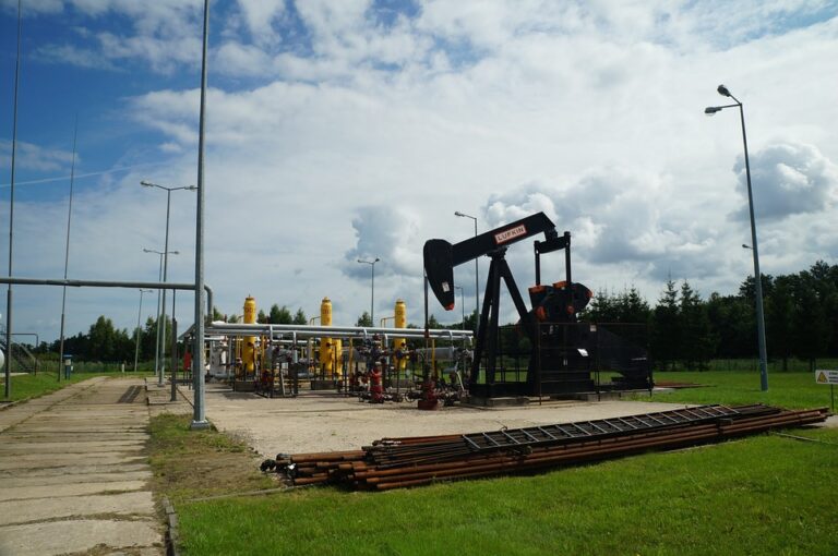 When Oil Collapses Below $40 What Happens? PART III